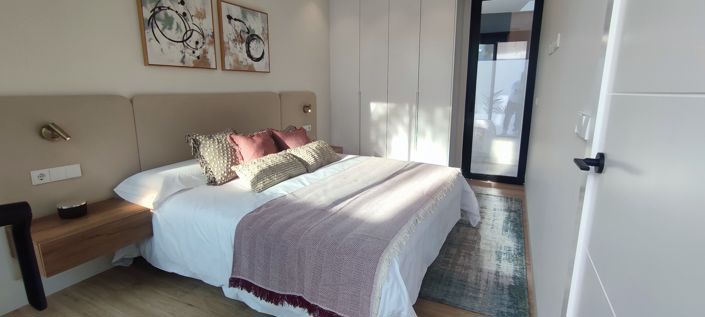 Image No.12-3 Bed Villa for sale