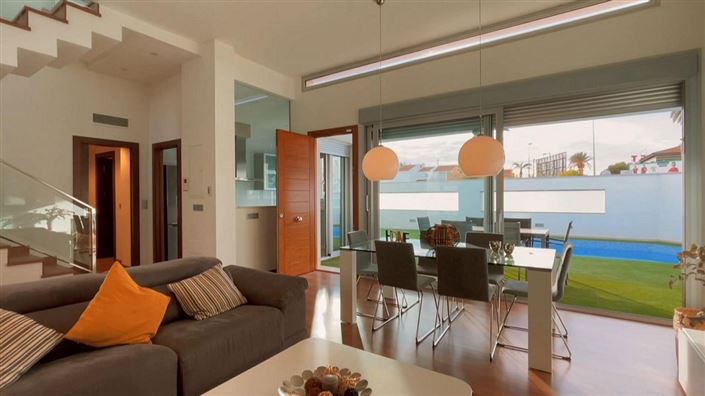 Image No.18-3 Bed Villa for sale