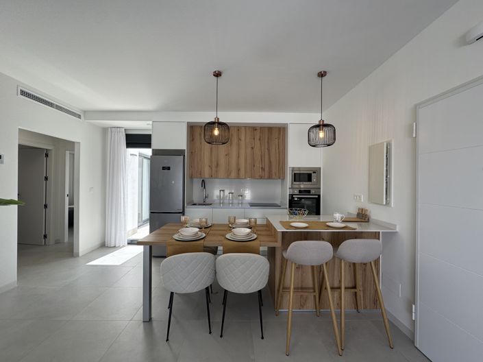 Image No.5-3 Bed Villa for sale