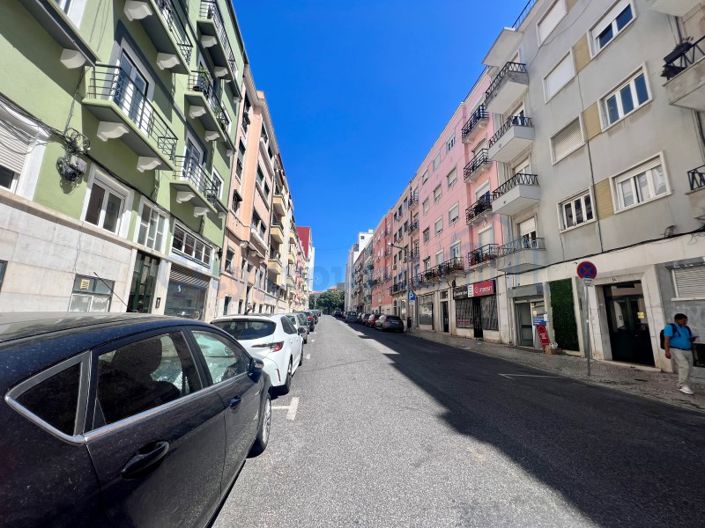 Image No.25-Commercial for sale