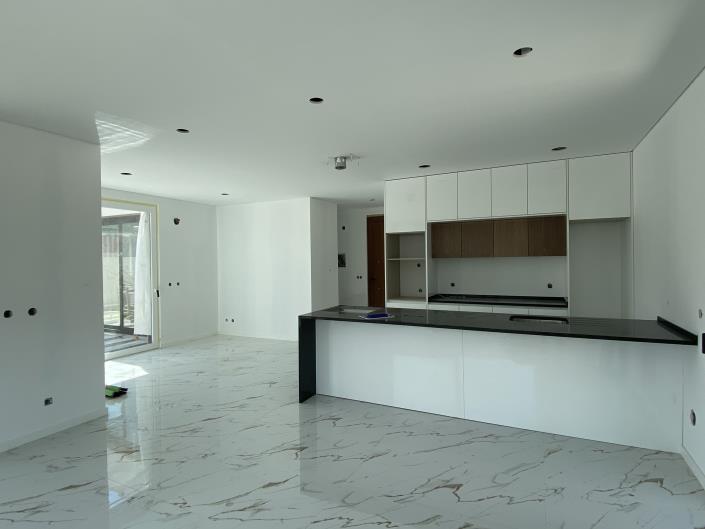 Image No.6-2 Bed Villa for sale