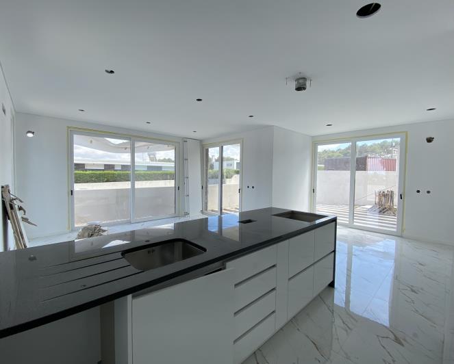 Image No.1-2 Bed Villa for sale