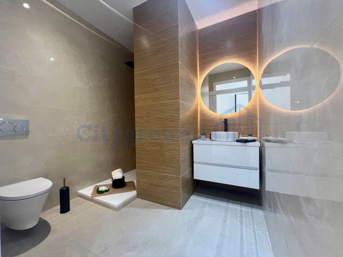 Image No.15-2 Bed Apartment for sale