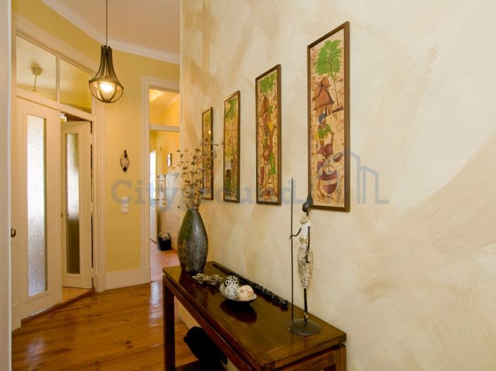 Image No.16-6 Bed Apartment for sale