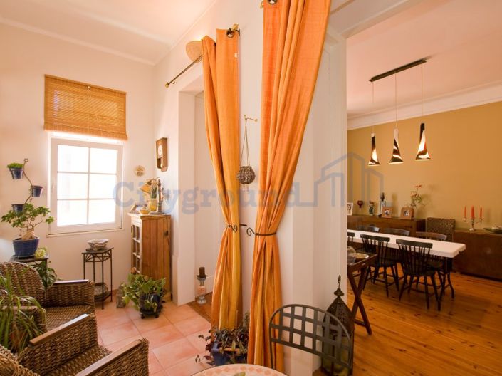 Image No.3-6 Bed Apartment for sale