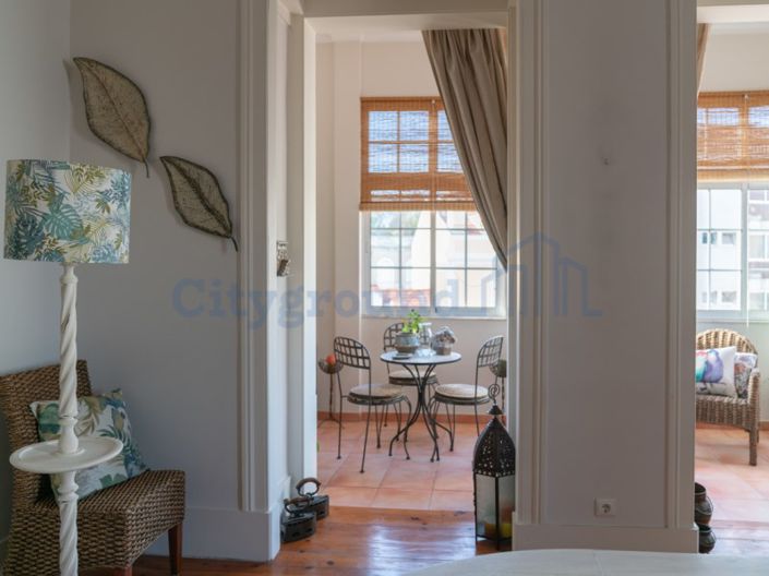 Image No.6-6 Bed Apartment for sale