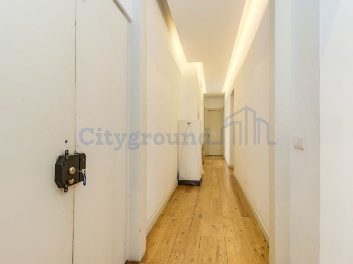 Image No.12-3 Bed Apartment for sale