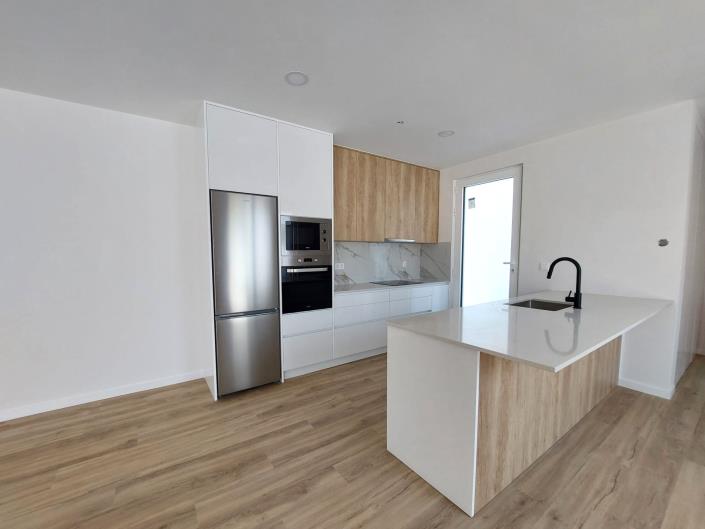 Image No.10-4 Bed Villa for sale