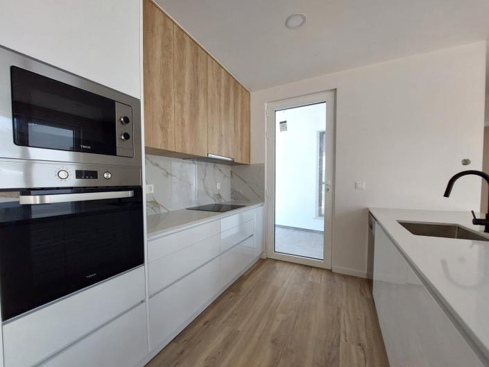 Image No.12-4 Bed Villa for sale