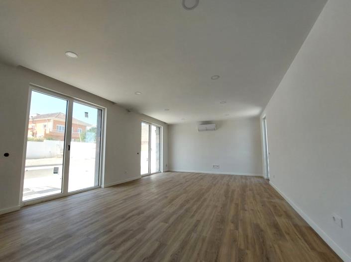 Image No.16-4 Bed Villa for sale