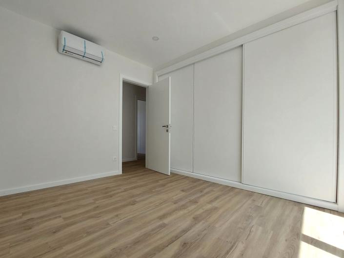 Image No.22-4 Bed Villa for sale