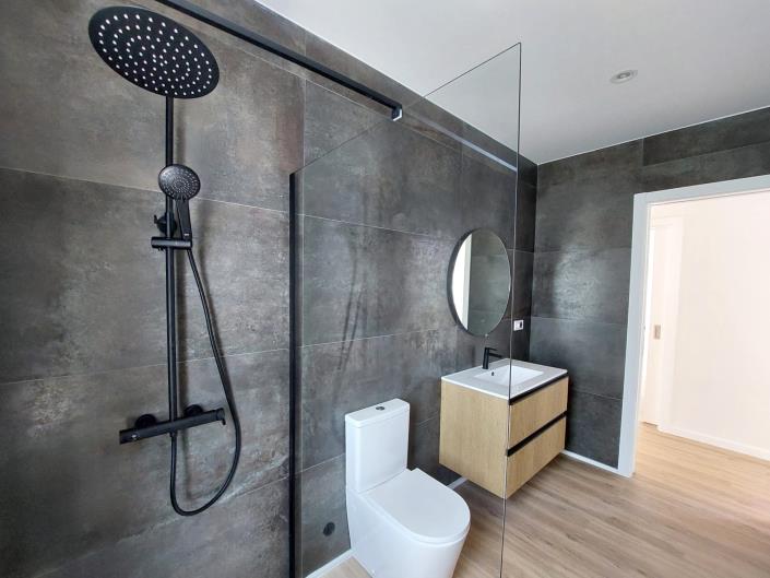 Image No.25-4 Bed Villa for sale