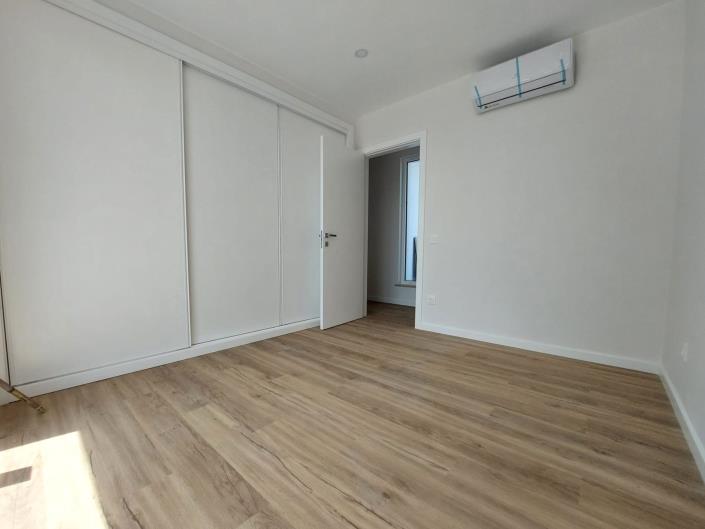 Image No.26-4 Bed Villa for sale