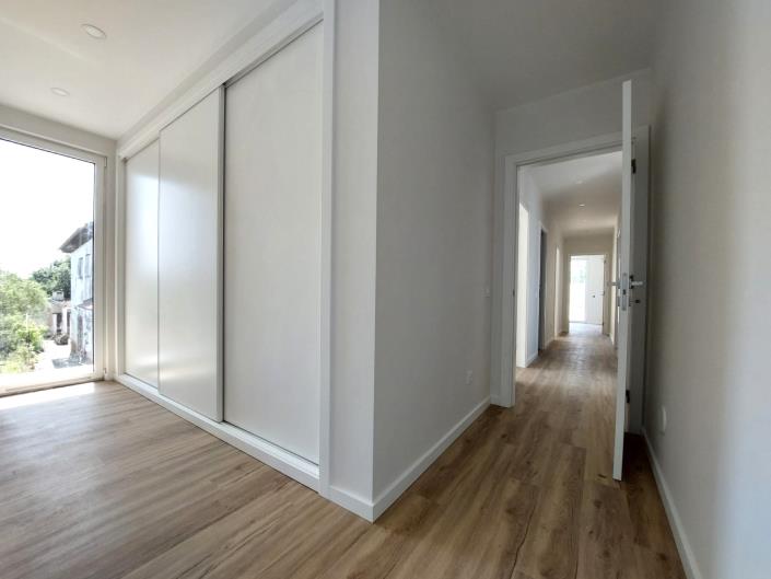 Image No.27-4 Bed Villa for sale