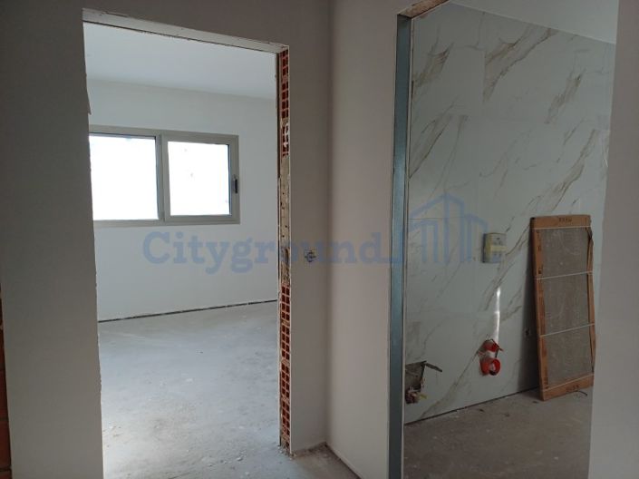 Image No.15-4 Bed House for sale