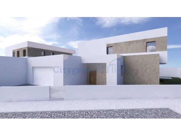 Image No.33-4 Bed House for sale