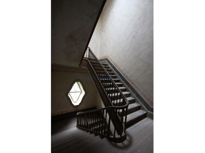 Image No.60-Farmhouse for sale