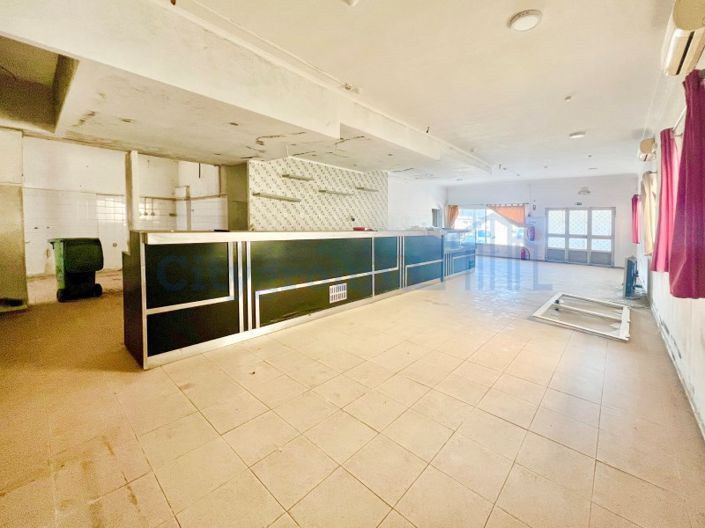 Image No.25-14 Bed Farmhouse for sale