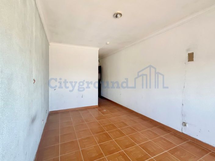 Image No.44-14 Bed Farmhouse for sale