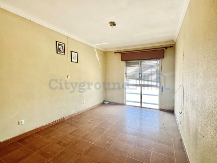 Image No.45-14 Bed Farmhouse for sale