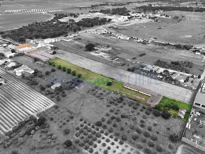 Image No.5-14 Bed Farmhouse for sale