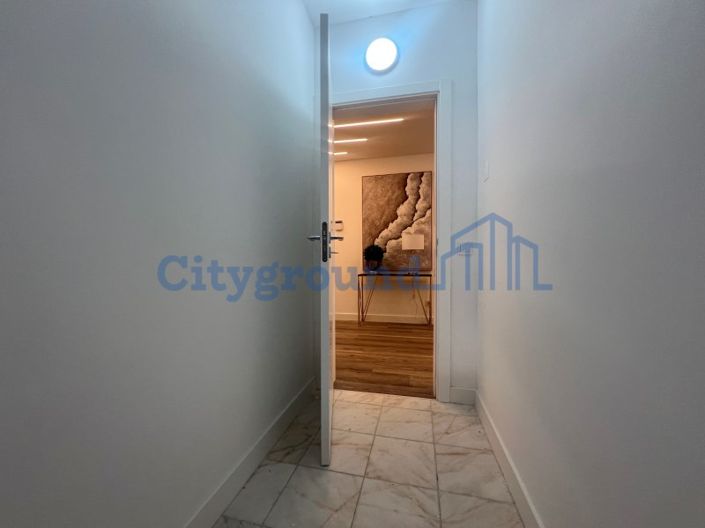 Image No.32-4 Bed House for sale