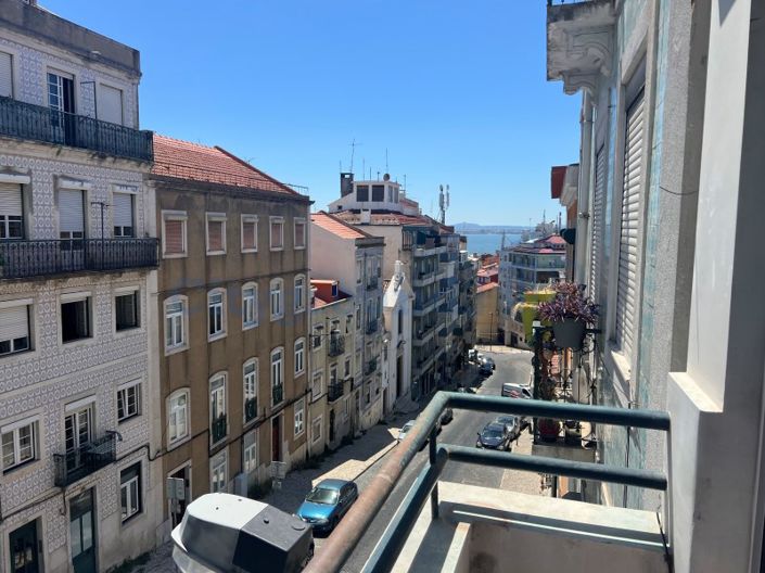 Image No.7-3 Bed Apartment for sale