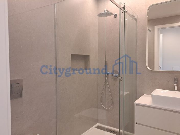 Image No.18-3 Bed Apartment for sale