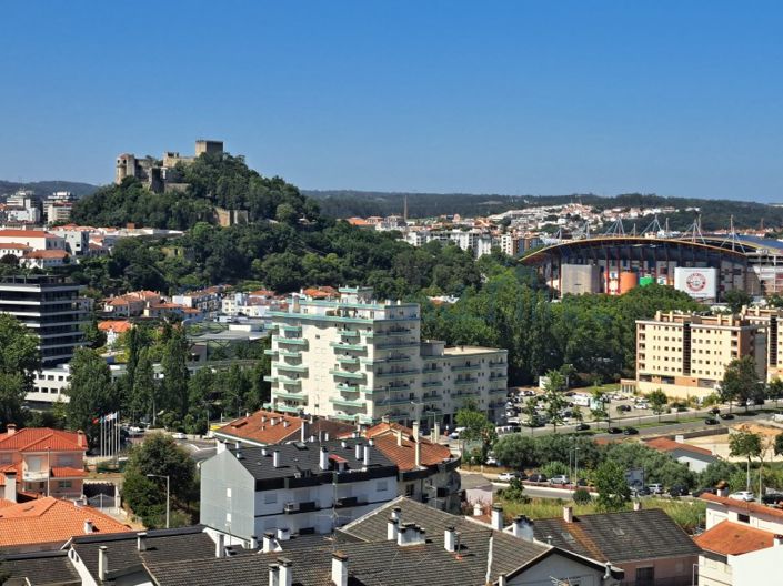 Image No.26-3 Bed Apartment for sale