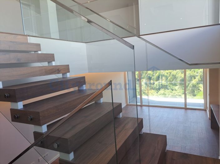 Image No.30-3 Bed Apartment for sale