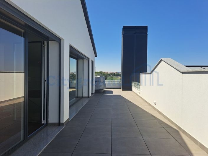 Image No.34-3 Bed Apartment for sale