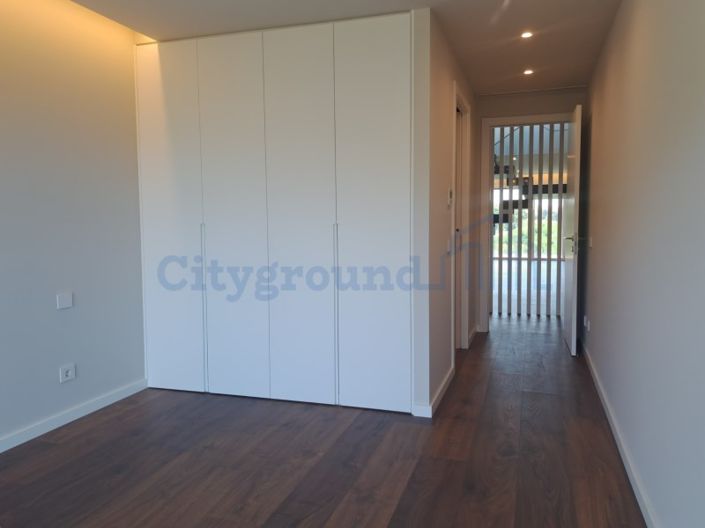 Image No.16-3 Bed Apartment for sale