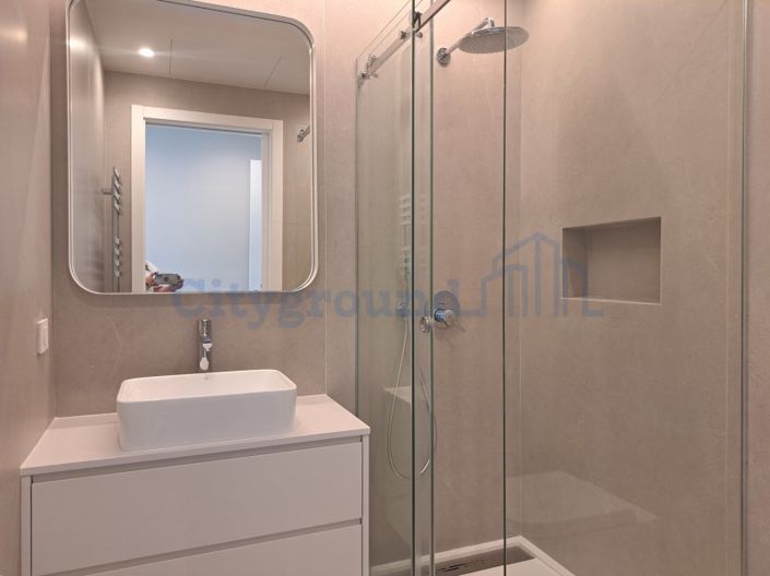 Image No.21-3 Bed Apartment for sale