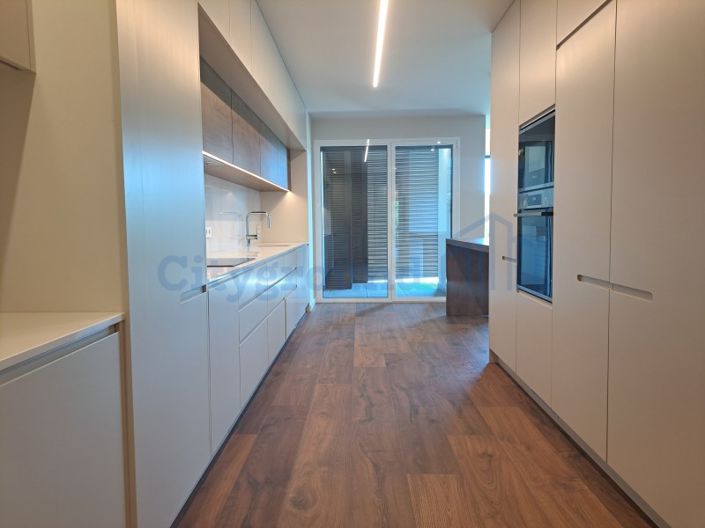 Image No.7-3 Bed Apartment for sale