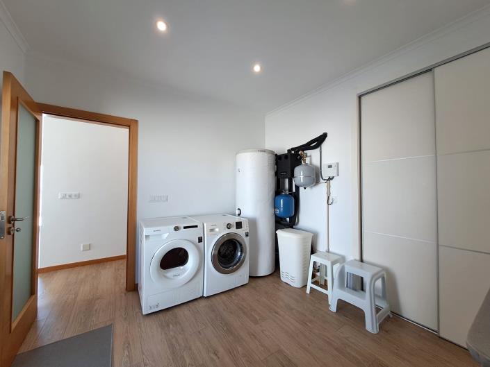 Image No.8-5 Bed Villa for sale