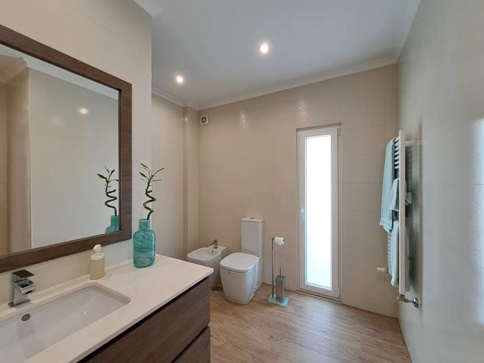 Image No.11-5 Bed Villa for sale