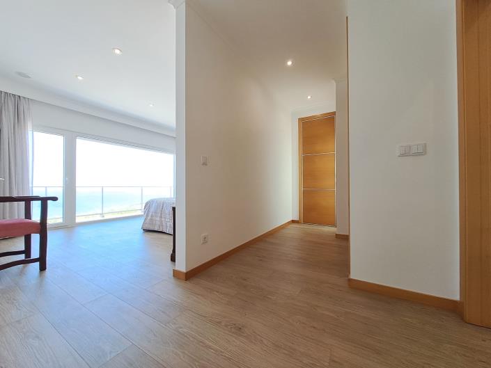 Image No.16-5 Bed Villa for sale