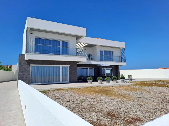 Image No.35-5 Bed Villa for sale