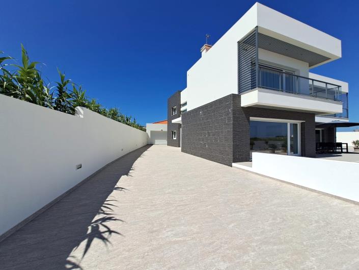 Image No.36-5 Bed Villa for sale