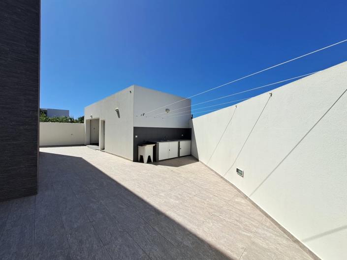 Image No.37-5 Bed Villa for sale