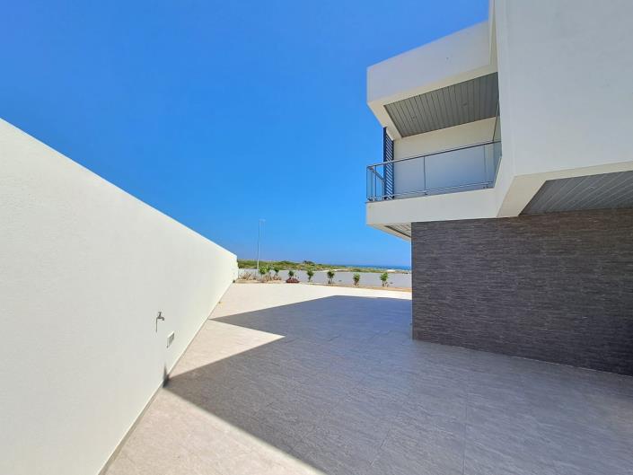 Image No.38-5 Bed Villa for sale