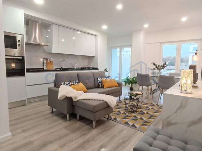 Image No.1-3 Bed Apartment for sale