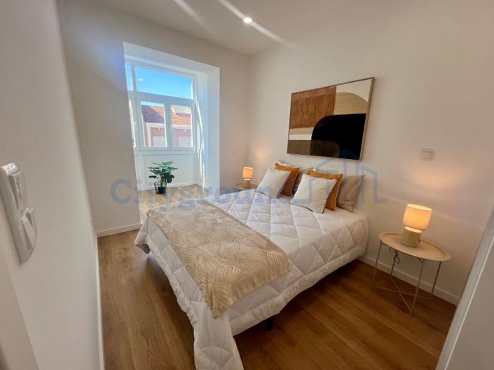 Image No.1-3 Bed Apartment for sale