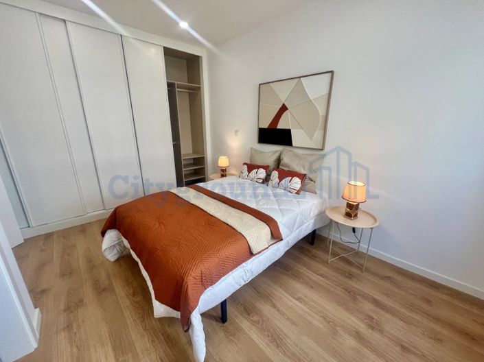 Image No.14-3 Bed Apartment for sale