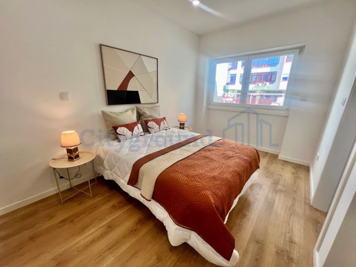 Image No.15-3 Bed Apartment for sale