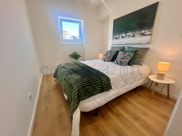 Image No.18-3 Bed Apartment for sale