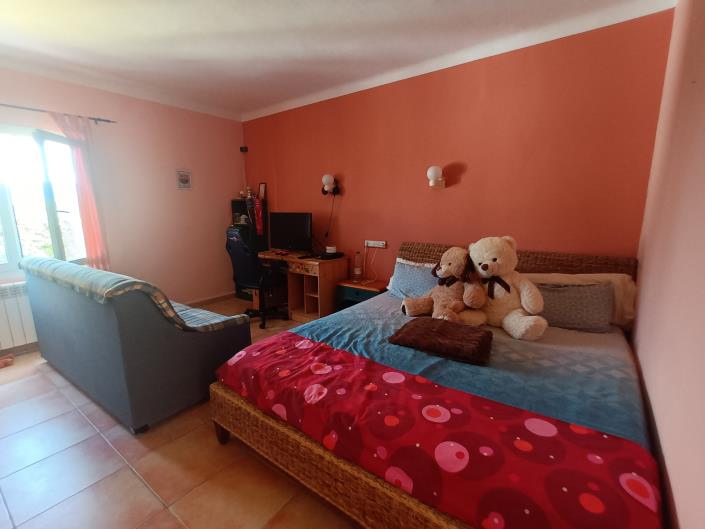 Image No.10-7 Bed Villa / Detached for sale