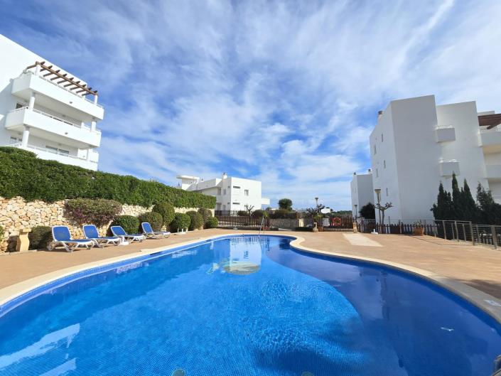 Image No.17-2 Bed Apartment for sale