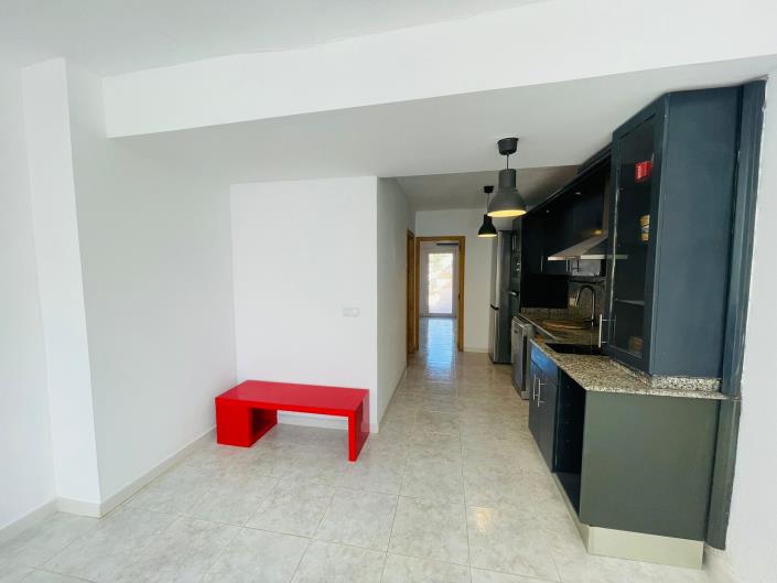 Image No.3-5 Bed Townhouse for sale