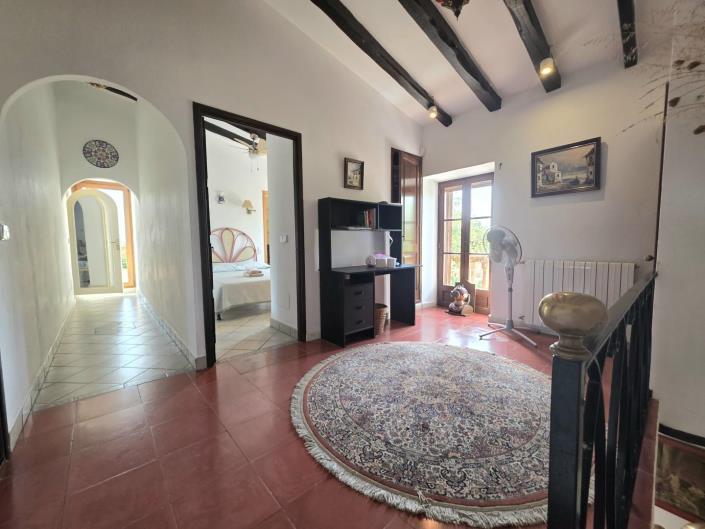 Image No.20-6 Bed Village House for sale